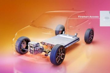 Renault zpřístupňuje revoluční systém Fireman Access pro bezpečnost elektromobilů