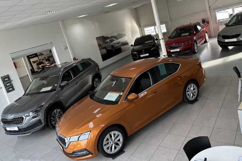 Hledáte skladová auta ihned k odběru v Plzni? AUTO CB vám je nabízí bez čekání