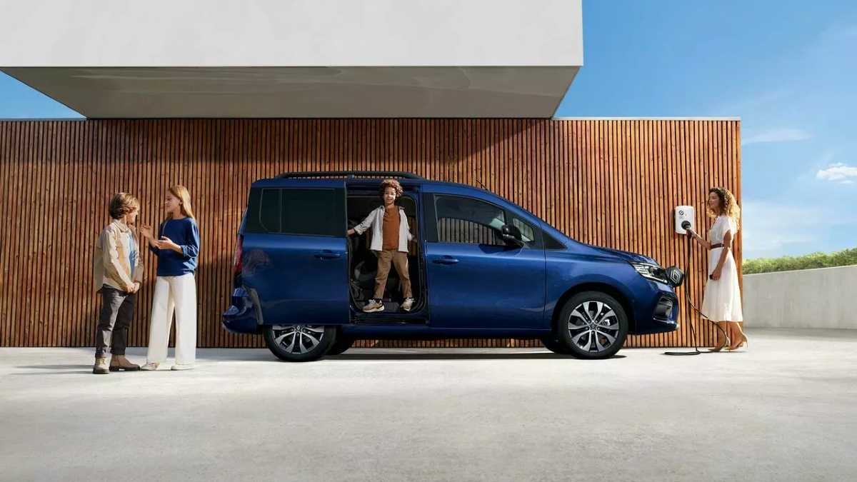 Renault Kangoo E-Tech electric – užitkový vůz pro menší firmy i rodiny Renault Kangoo E-Tech electric – užitkový vůz pro menší firmy i rodiny